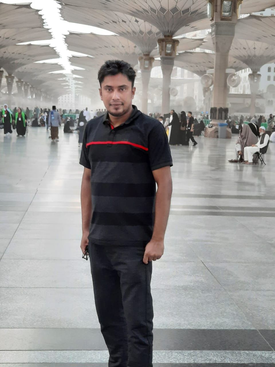 এজেন্সি মালিক